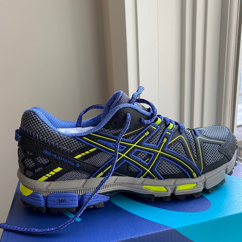 NEW Asics Women's Gel-Kahana 8 Trail Run